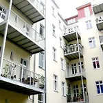 Lodge Berlin - Apartment